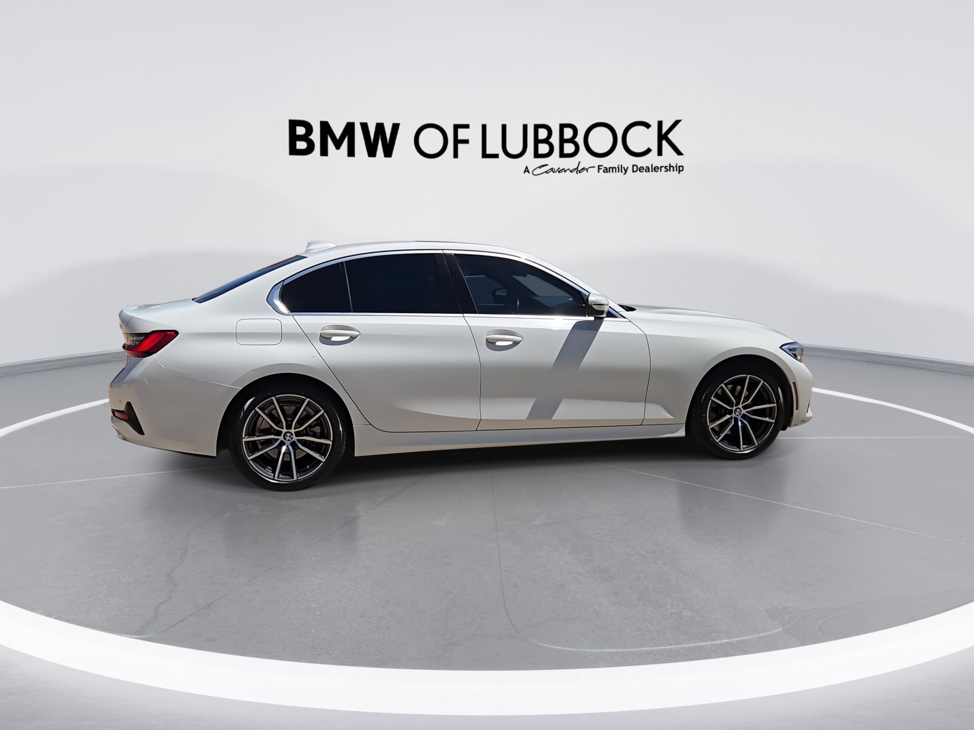 Used 2020 BMW 330i xDrive Sedan w/ Convenience Package AWD/4WD image 9