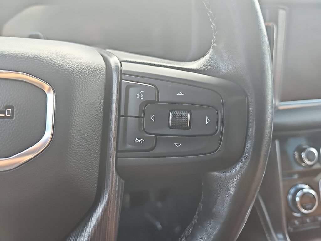 Certified 2023 GMC Yukon XL Denali Ultimate w/ LPO, Floor Liner Package AWD/4WD image 23