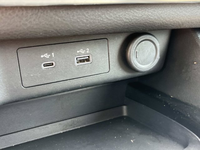 Used 2023 Nissan Rogue SV AWD/4WD image 34