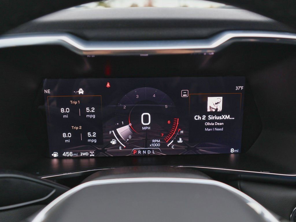 New 2026 GMC Canyon Elevation w/ Convenience Package image 17