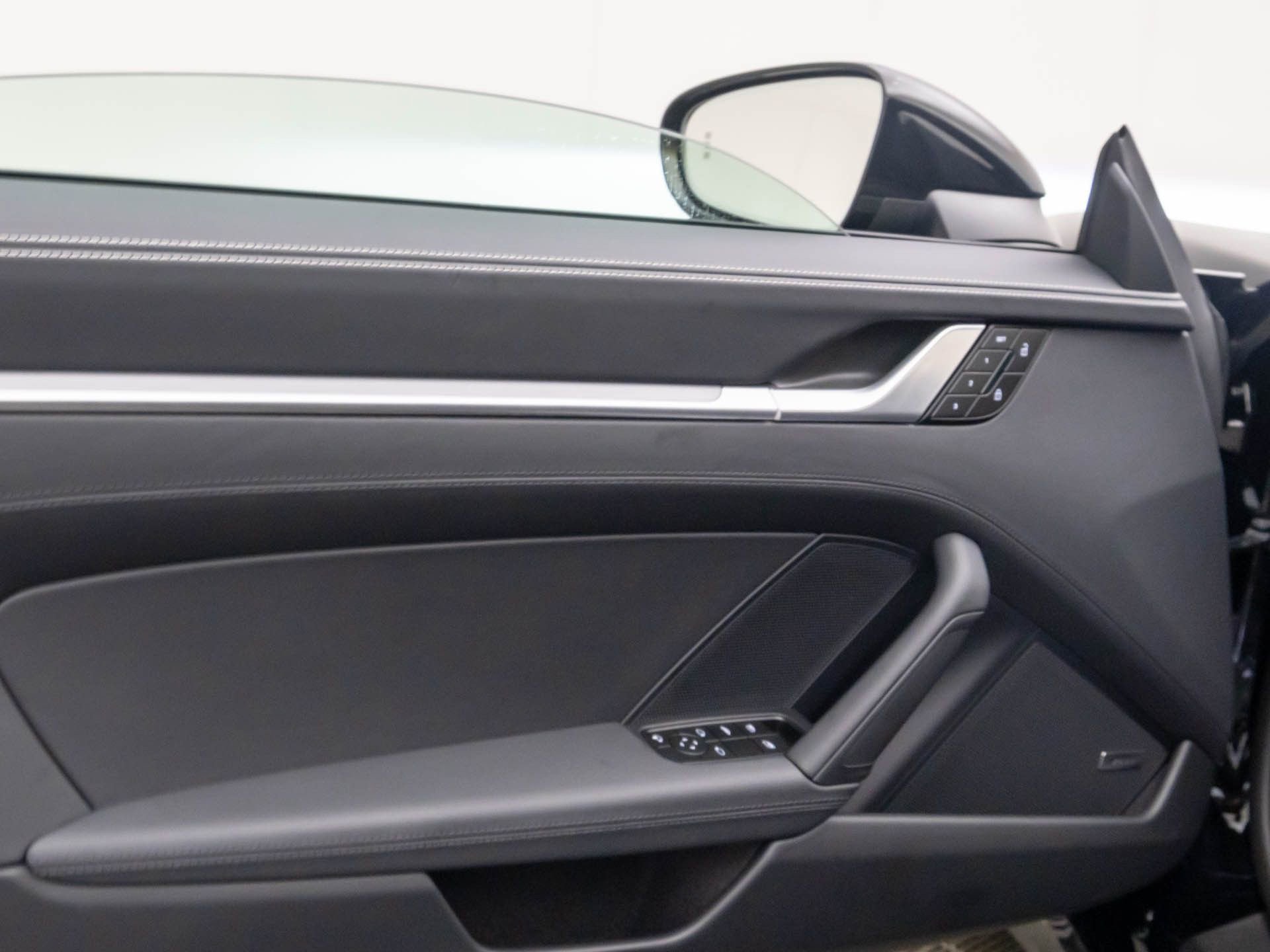 New 2026 Porsche 911 Carrera image 13