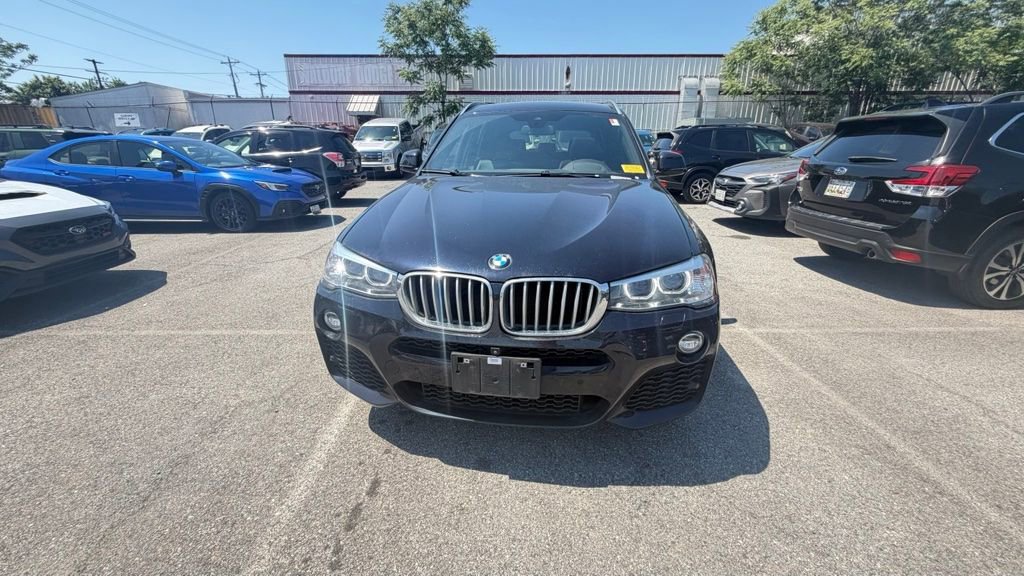 Used 2017 BMW X3 xDrive28i AWD/4WD image 2