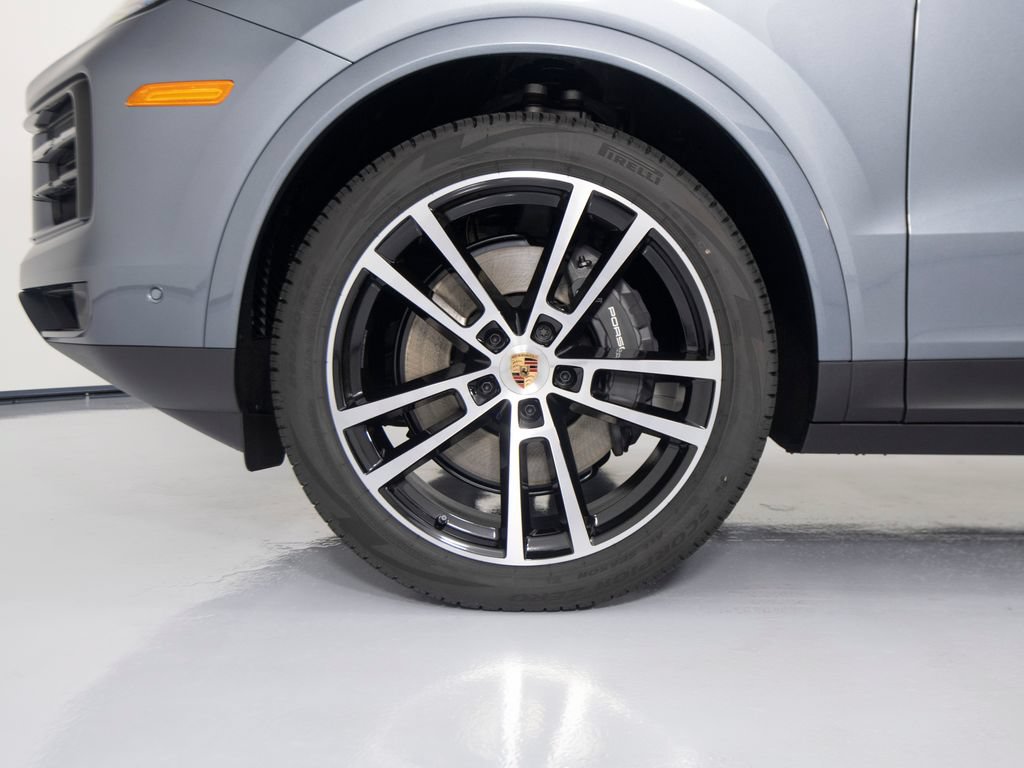 New 2026 Porsche Cayenne AWD/4WD image 15