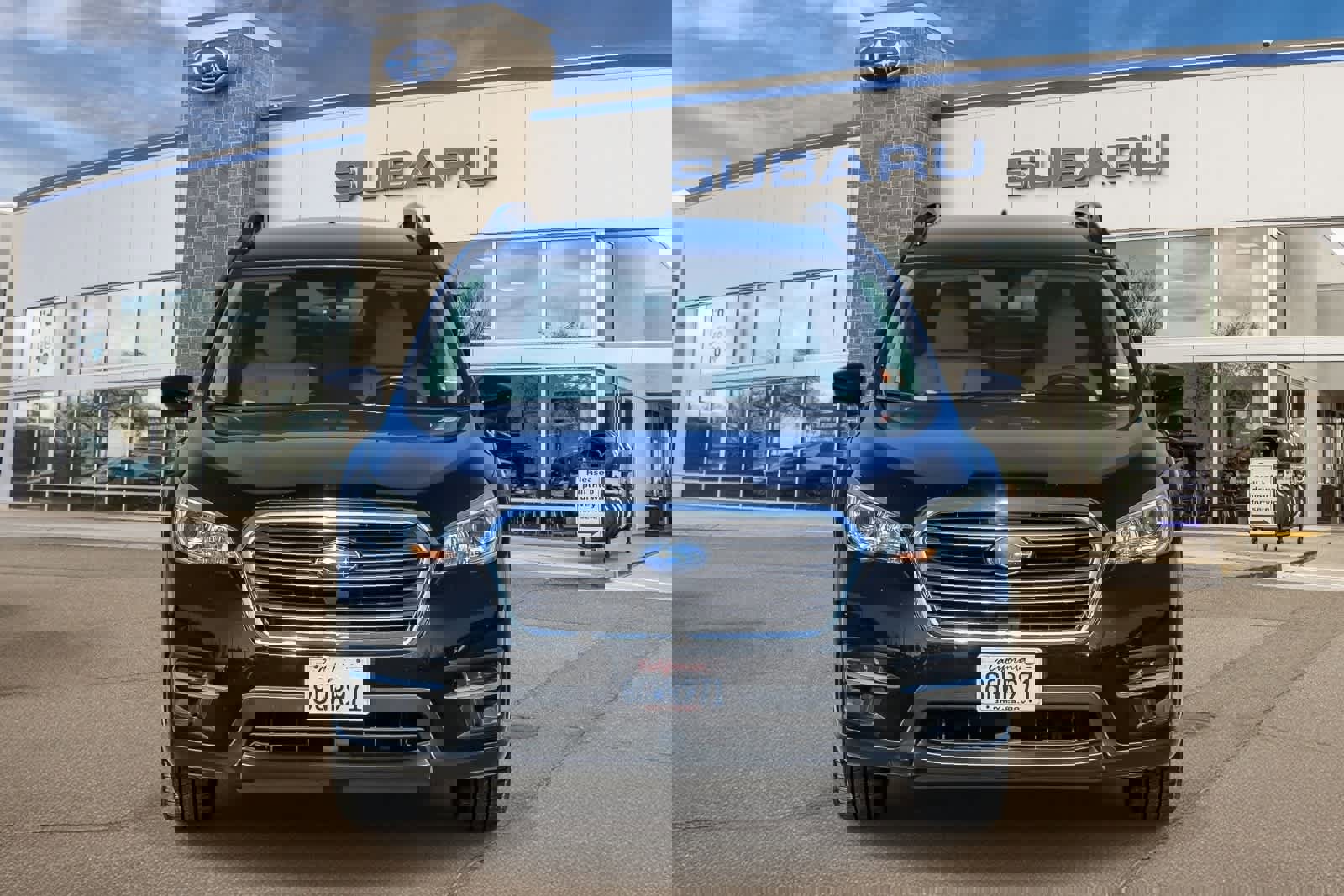 Used 2019 Subaru Ascent Premium w/ Popular Package #3 image 6