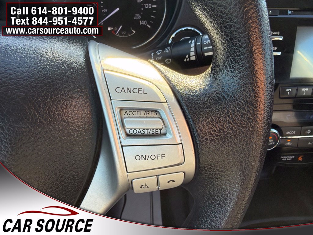 Used 2016 Nissan Rogue SV AWD/4WD image 12
