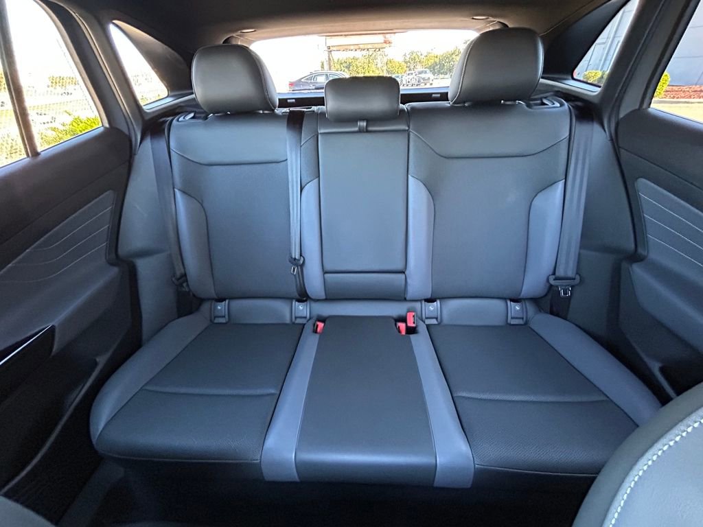 Used 2023 Volkswagen ID.4 S image 13