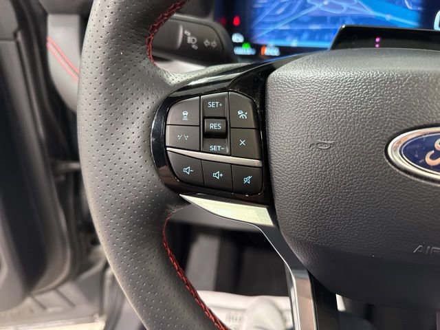 Used 2025 Ford Explorer ST-Line w/ Premium Package image 13