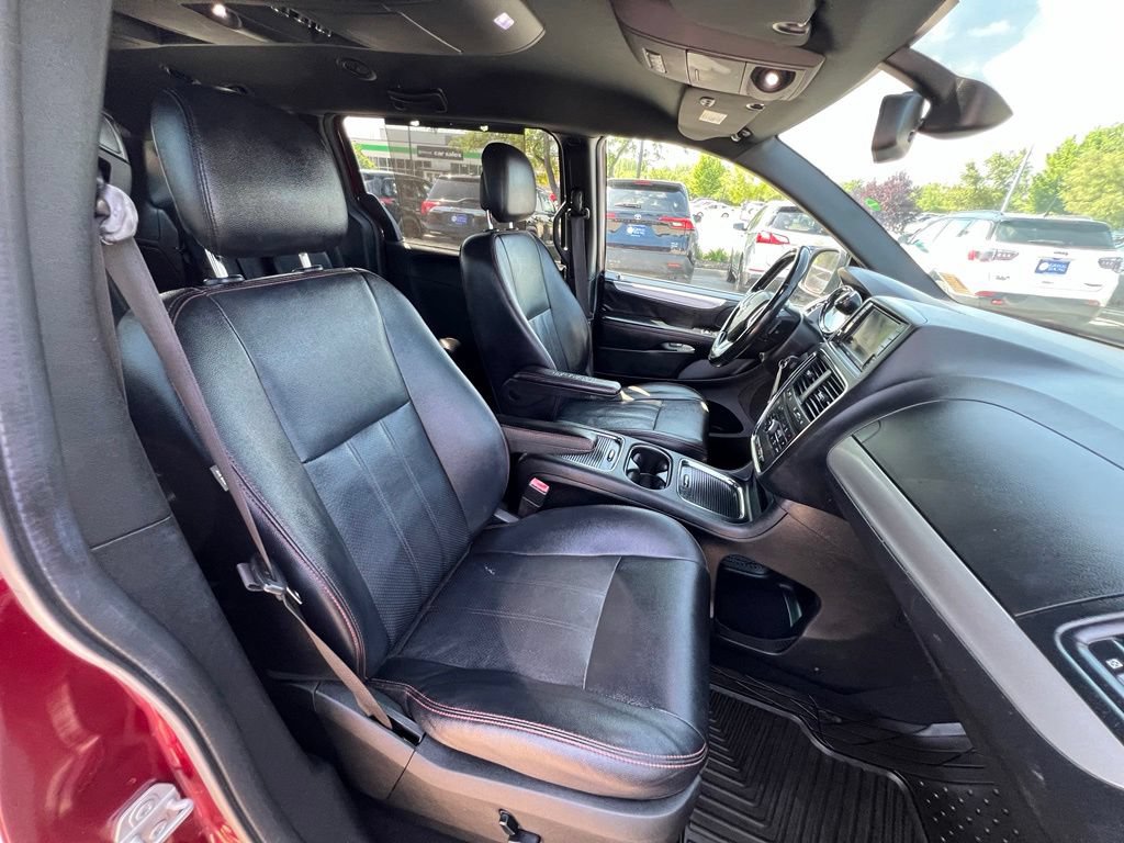 Used 2019 Dodge Grand Caravan GT FWD image 27