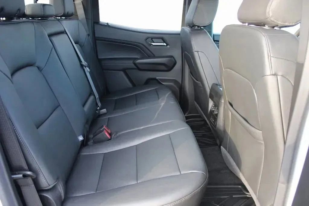 New 2026 GMC Canyon Elevation w/ Convenience Package image 21