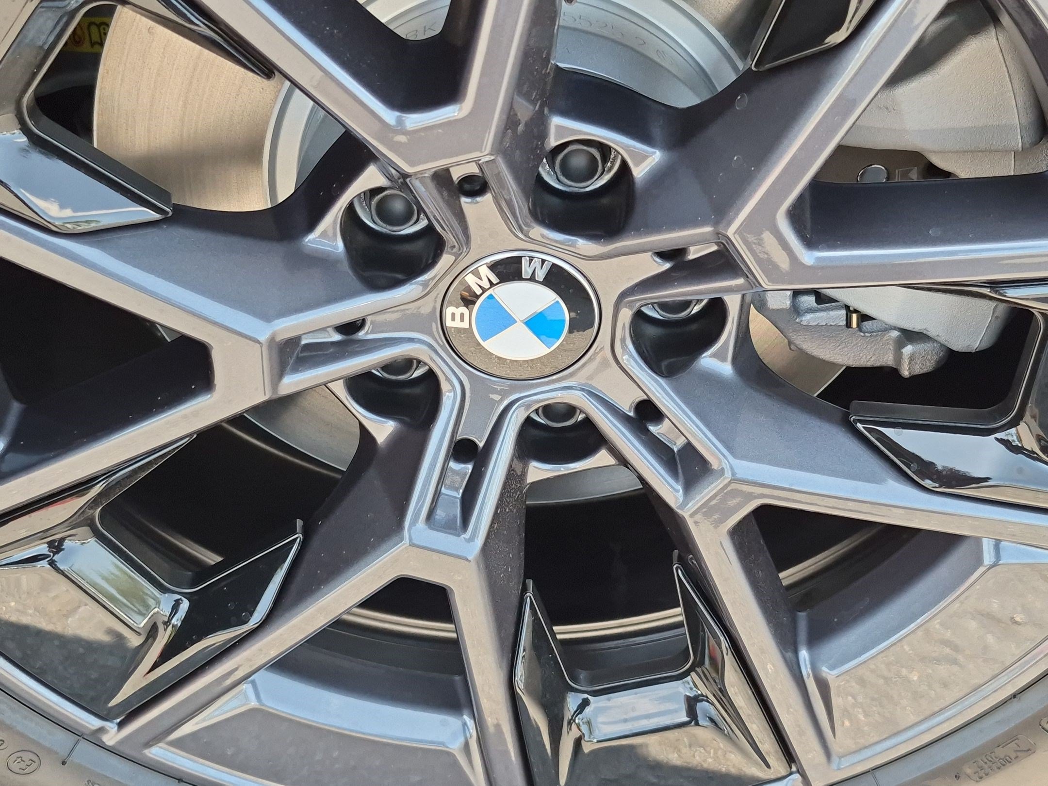 New 2026 BMW i4 eDrive40 w/ Parking Assistance Package RWD image 13