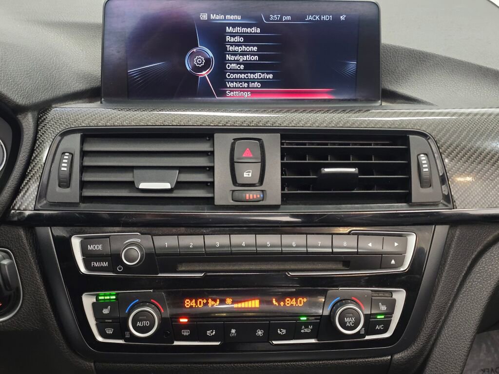 Used 2015 BMW M4 Convertible image 14