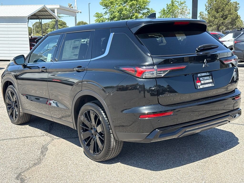 New 2026 Mitsubishi Outlander LE FWD image 6