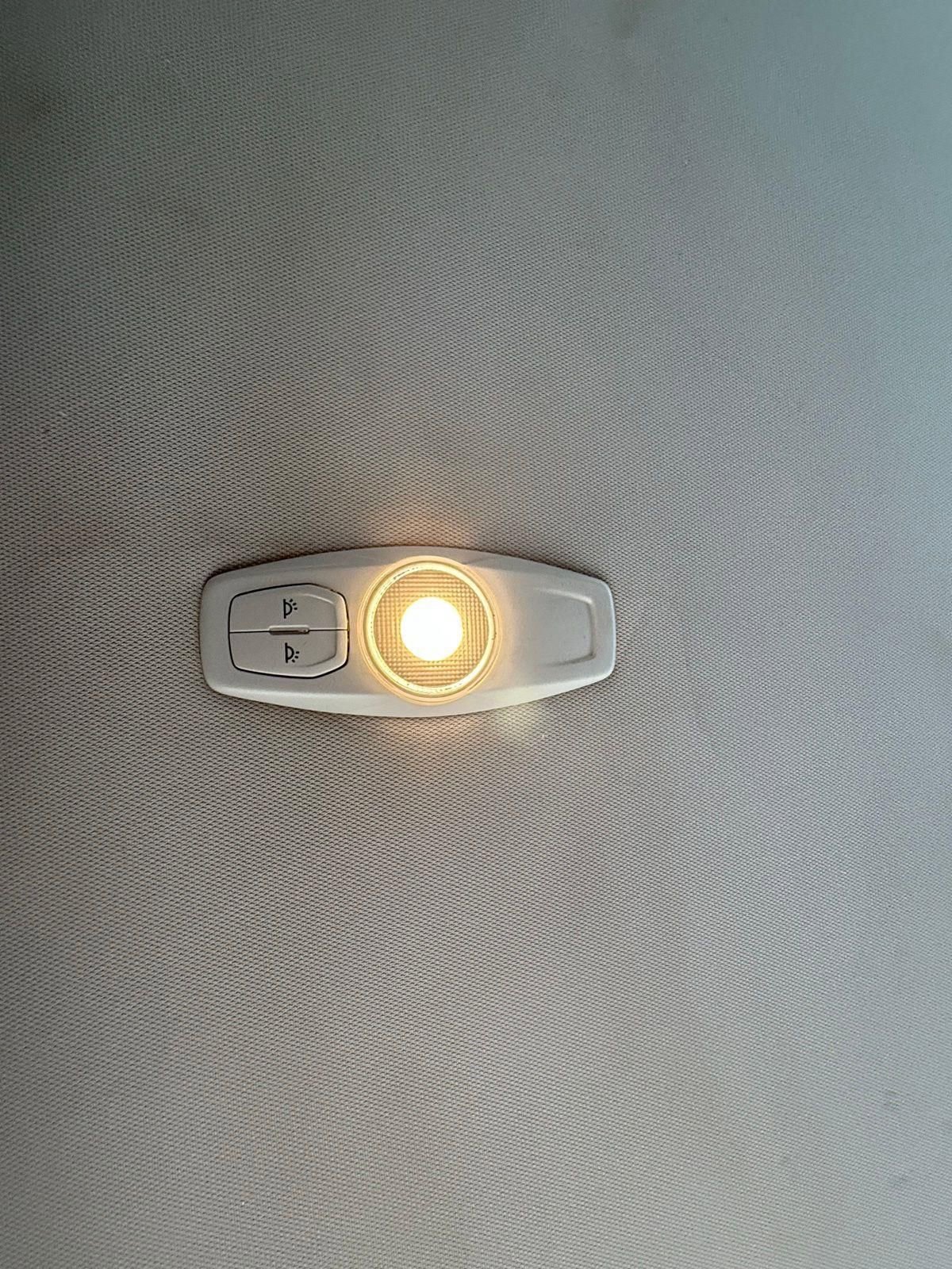 Used 2017 Ford Edge SE image 30