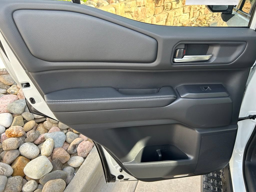 Used 2027 Toyota Land Cruiser AWD/4WD image 23