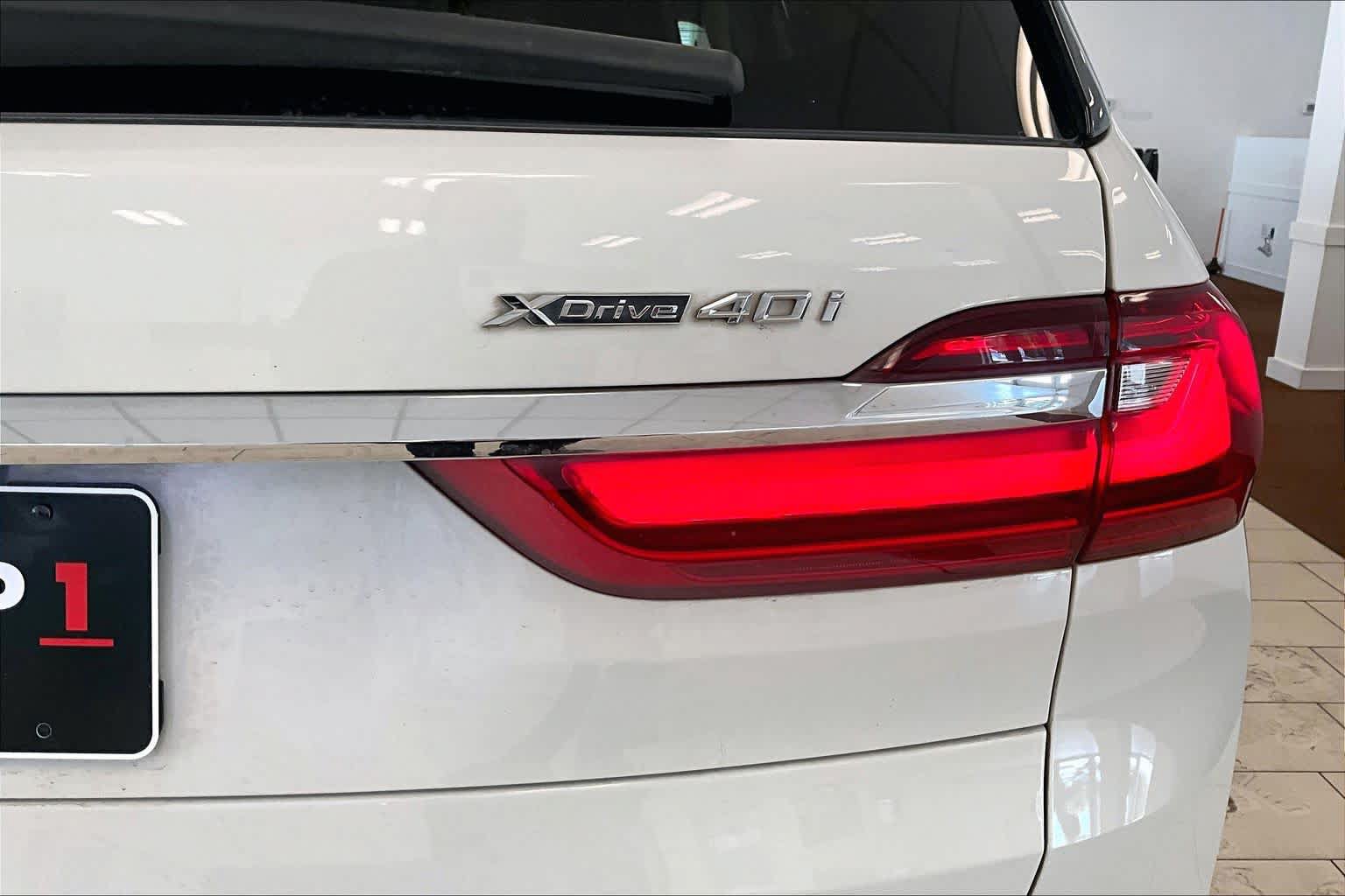 Used 2021 BMW X7 xDrive40i w/ Premium Package 2 AWD/4WD image 28