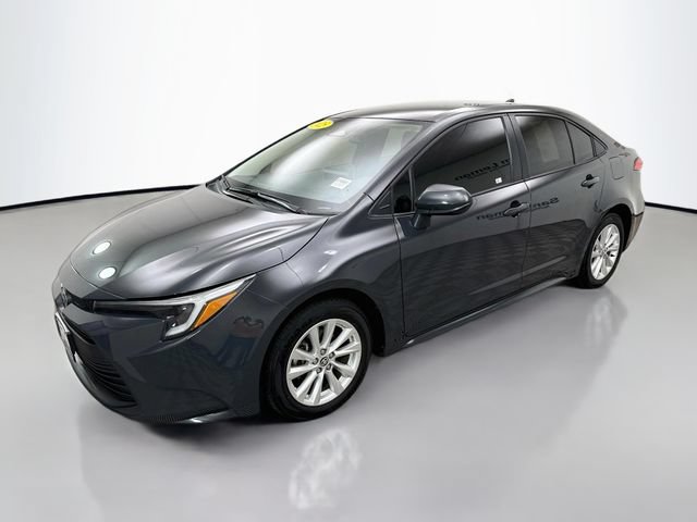 Used 2025 Toyota Corolla LE w/ LE Premium Package FWD image 3