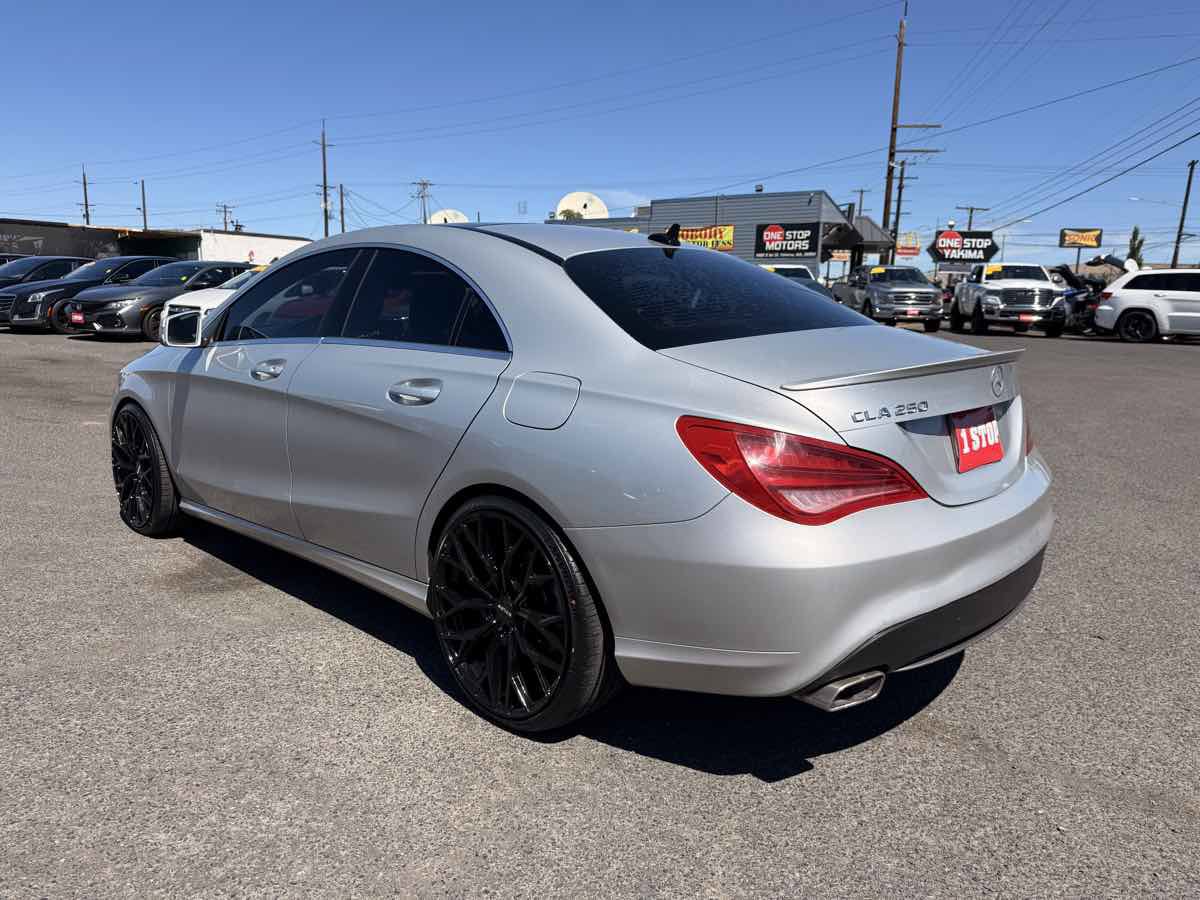 Used 2014 Mercedes-Benz CLA 250 image 5