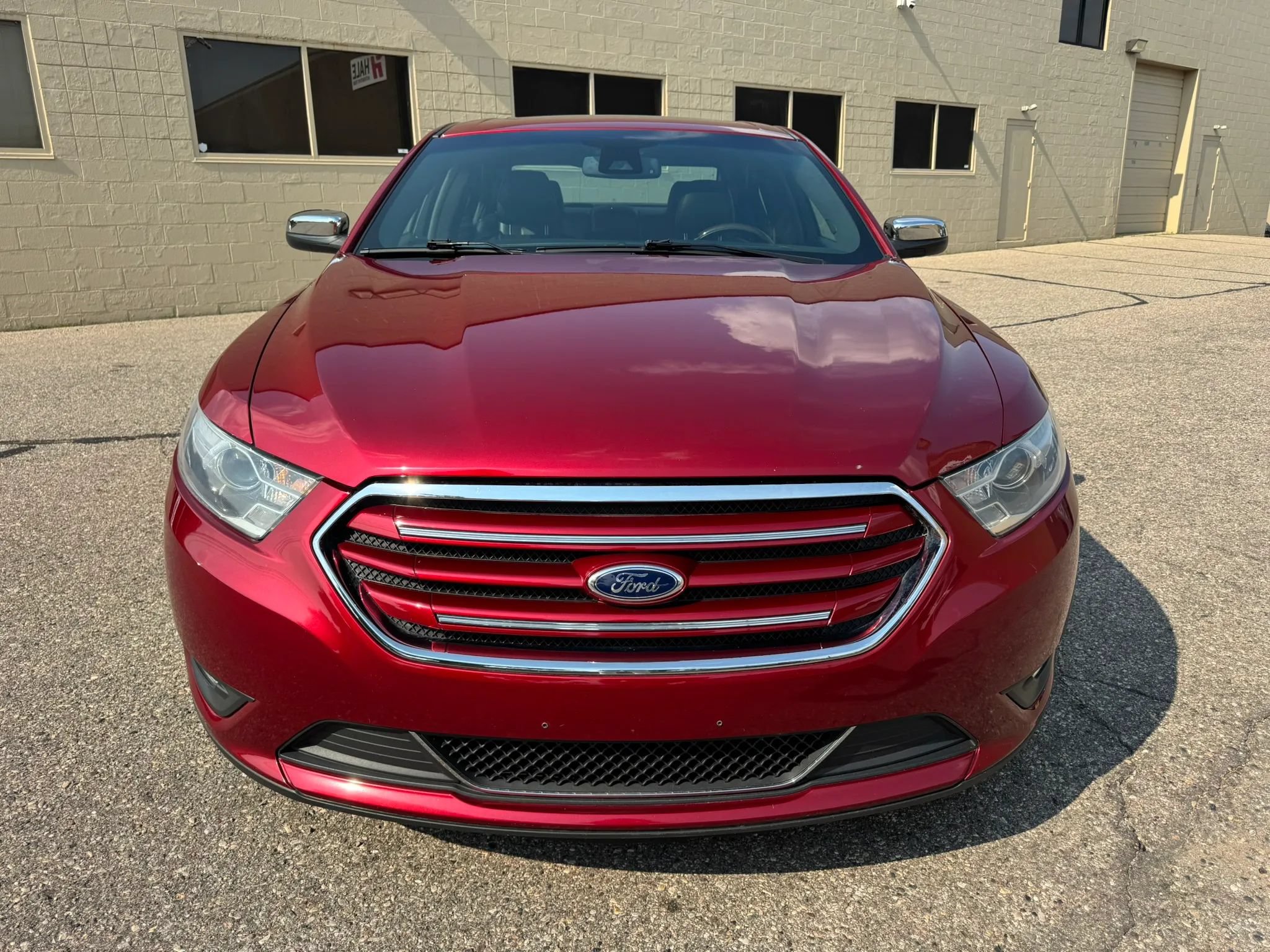 Used 2014 Ford Taurus Limited w/ Equipment Group 301A AWD/4WD image 2