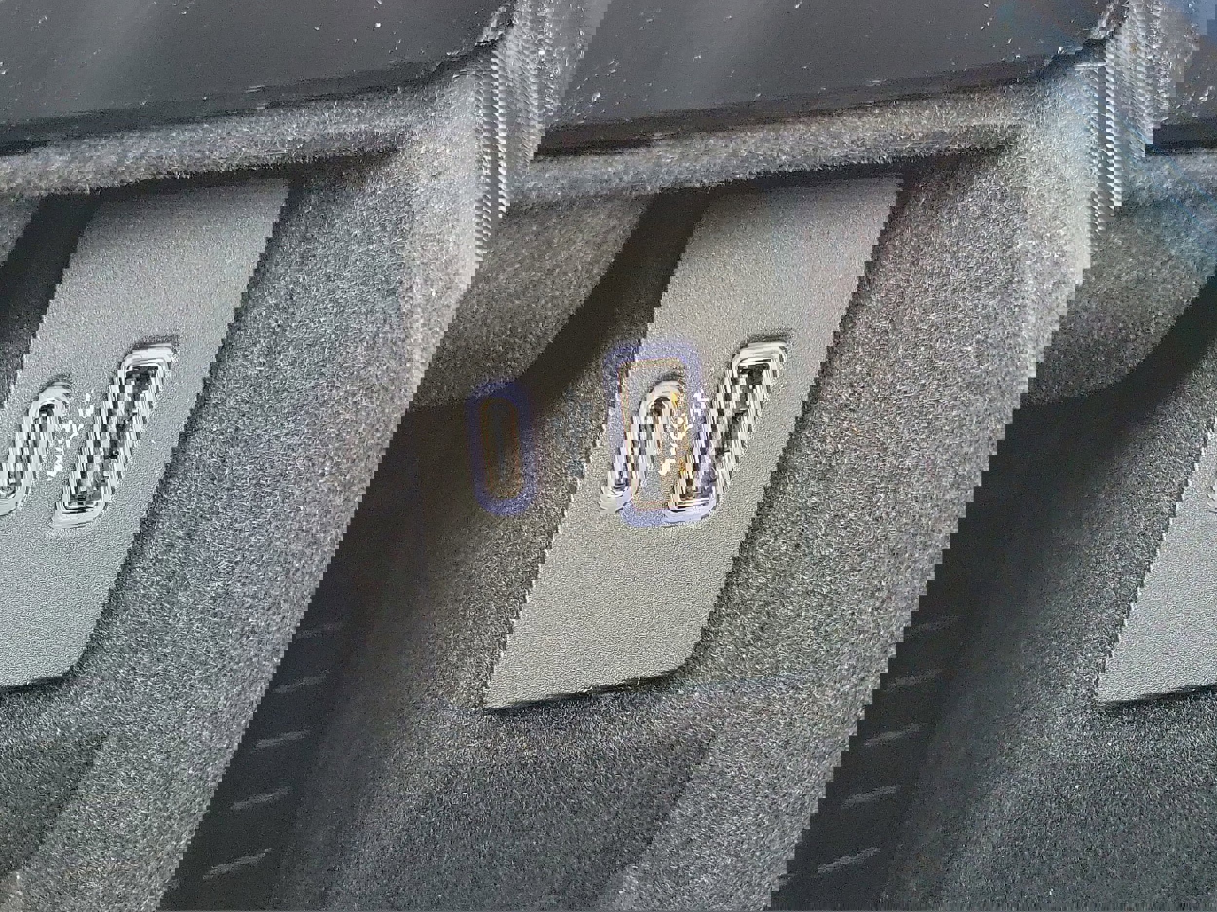 Used 2023 Lincoln Nautilus Reserve w/ Equipment Group 202A image 31