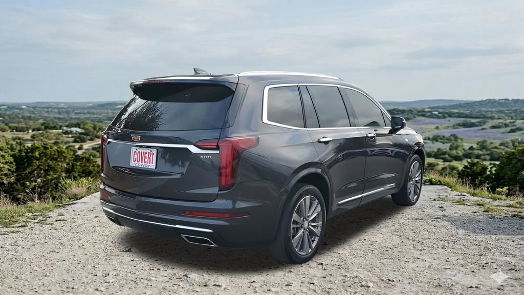 Used 2022 Cadillac XT6 Premium Luxury image 10