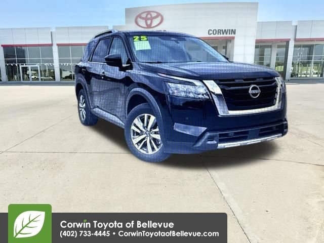 Used 2025 Nissan Pathfinder SL