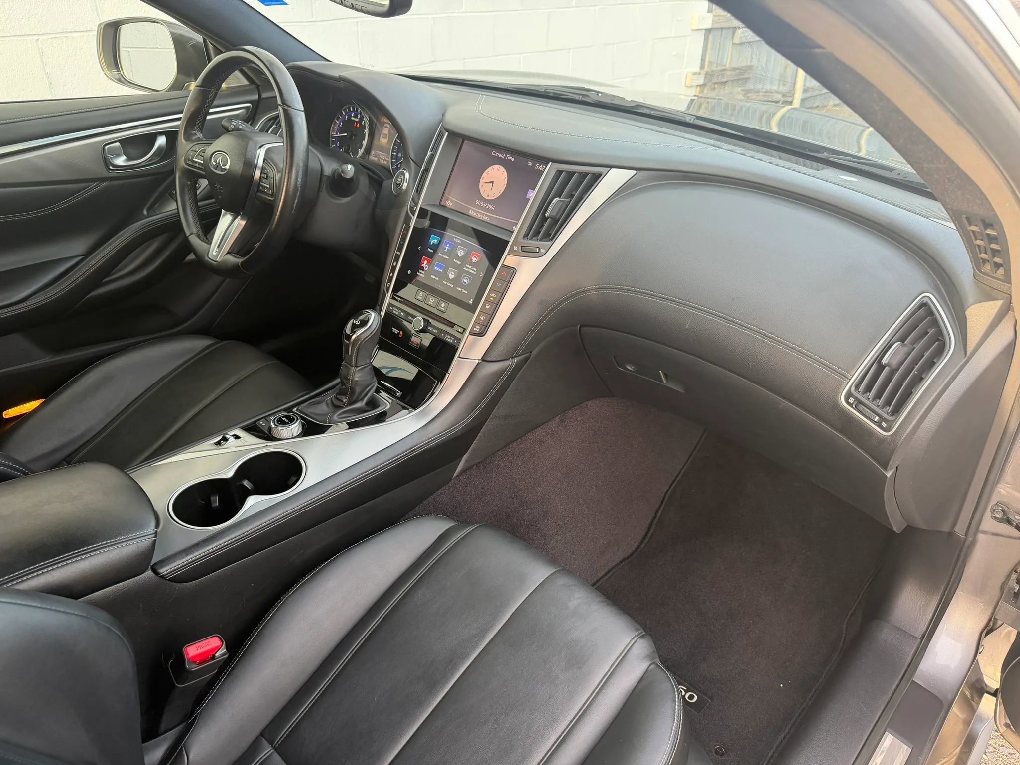 Used 2018 INFINITI Q60 3.0t Luxe image 17