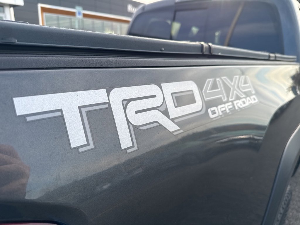 Used 2019 Toyota Tacoma TRD Off-Road image 9