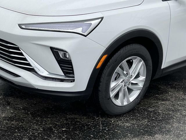 Used 2025 Buick Envista Preferred w/ Convenience I Package image 9