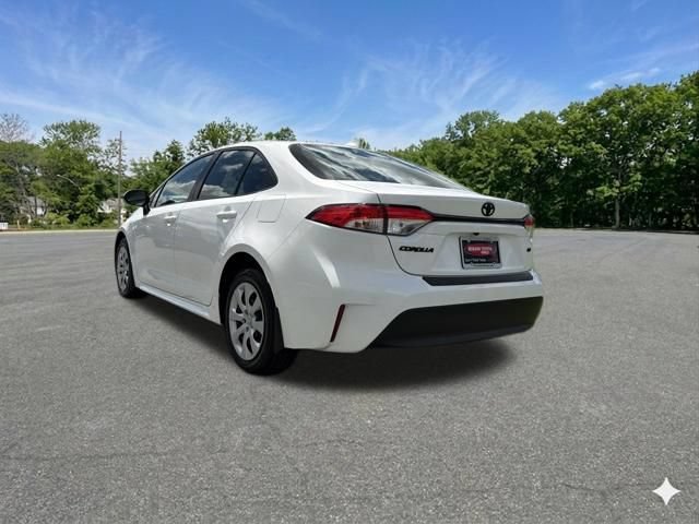 Used 2023 Toyota Corolla LE w/ Carpet Mat Package (TMS) FWD image 6