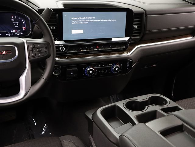 New 2025 GMC Sierra 1500 Elevation image 17