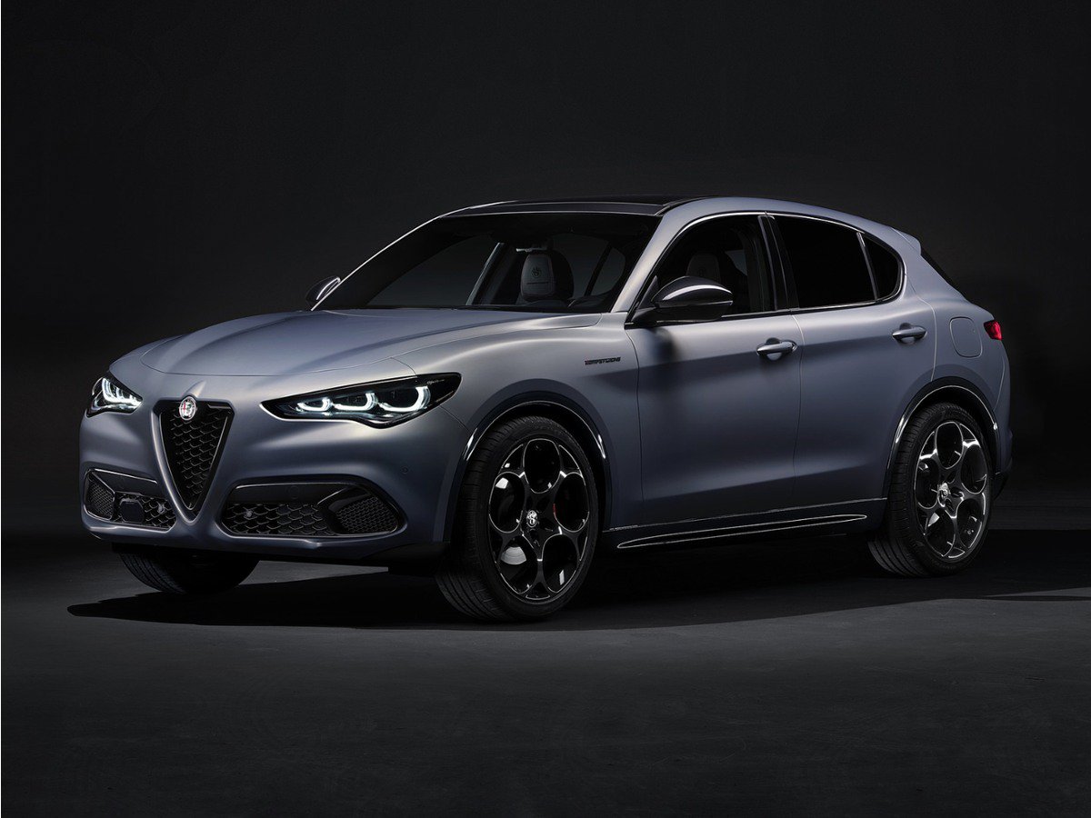 Used 2024 Alfa Romeo Stelvio Veloce