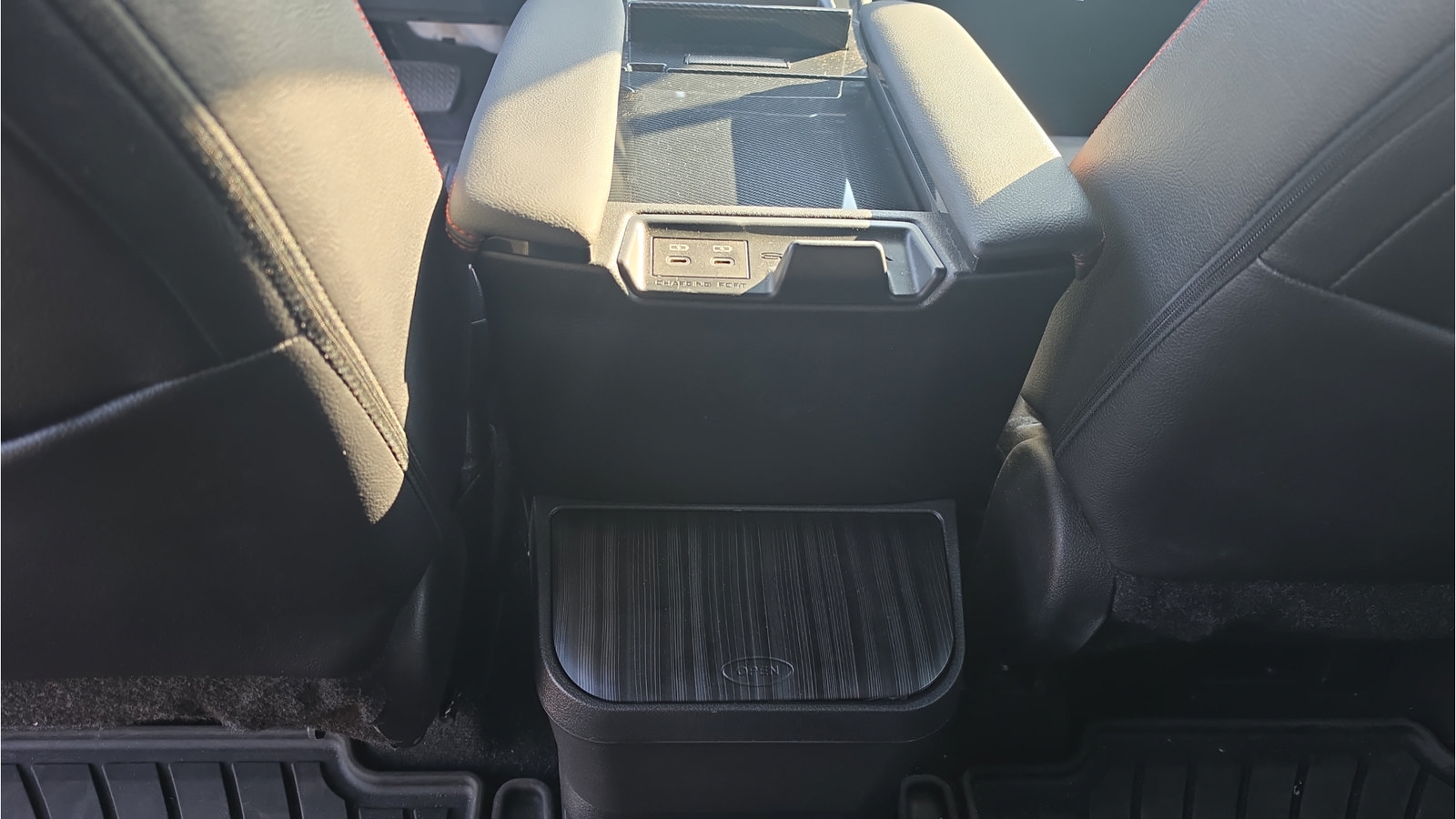 Used 2025 Toyota Sienna XSE w/ XSE Premium Package AWD/4WD image 18