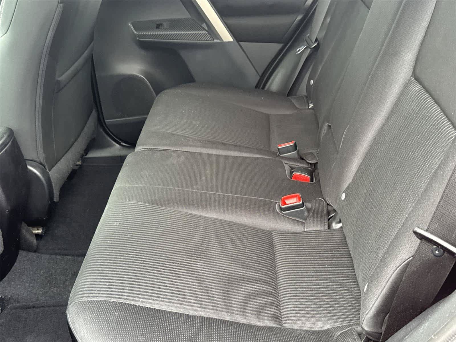 Used 2013 Toyota RAV4 XLE AWD/4WD image 15