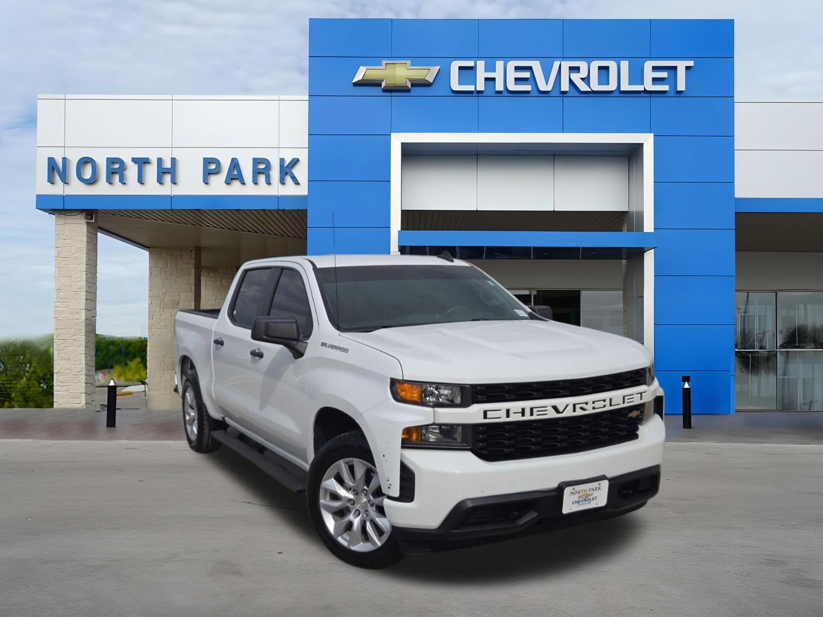 Certified 2022 Chevrolet Silverado 1500 Custom image 1