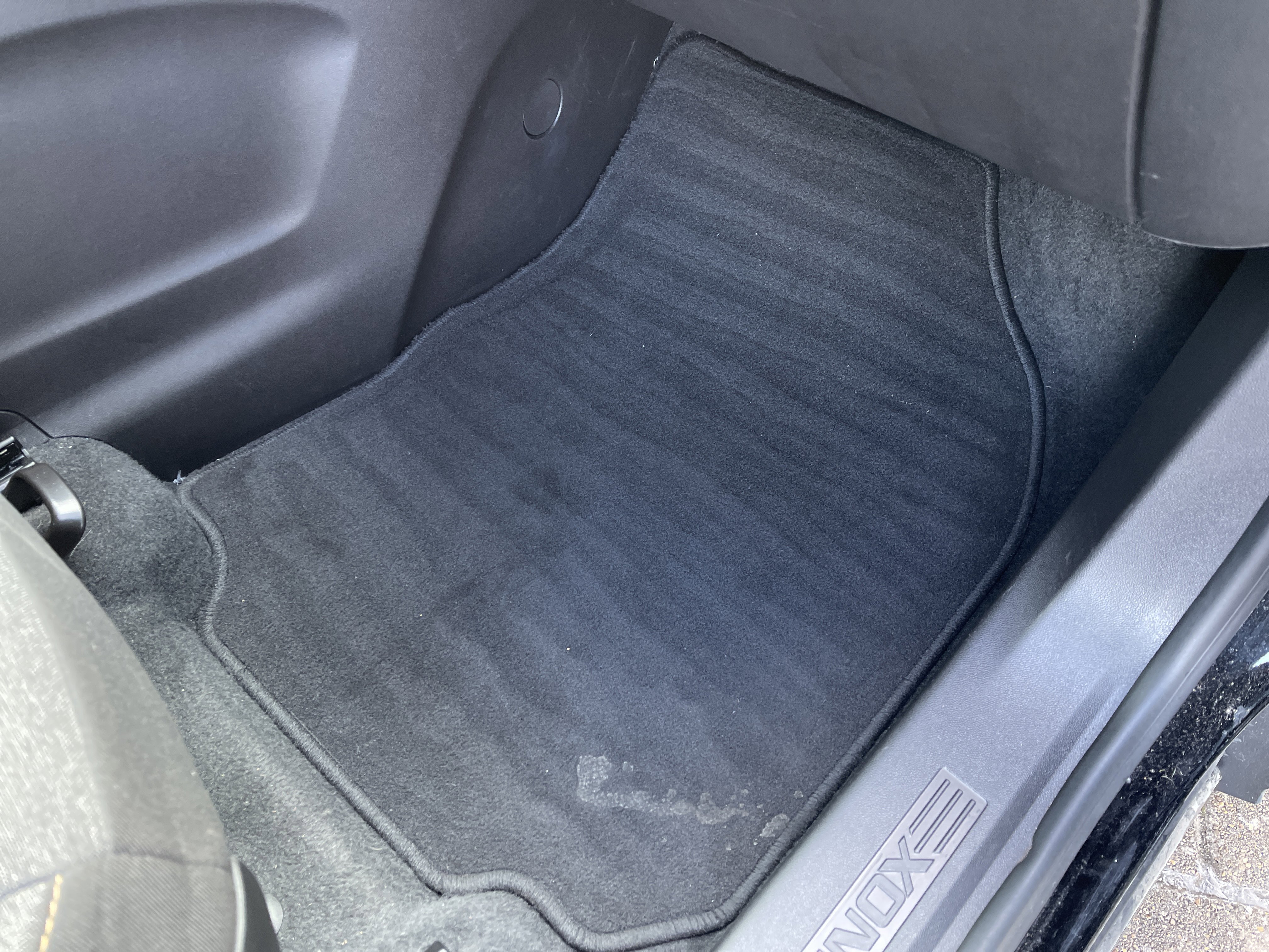 Used 2024 Chevrolet Equinox LT image 36