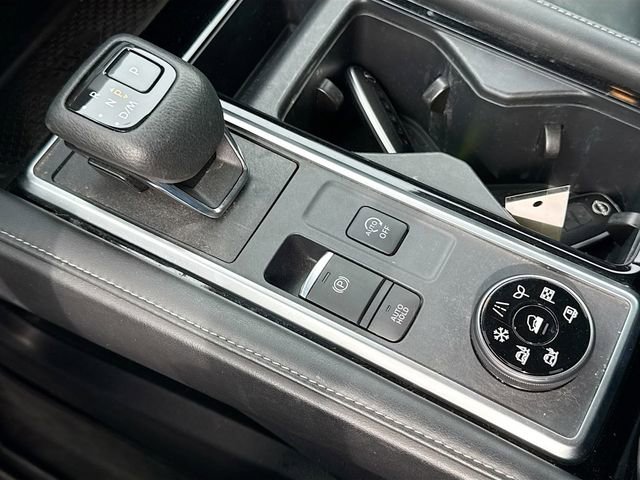 Used 2023 Nissan Pathfinder SL image 19