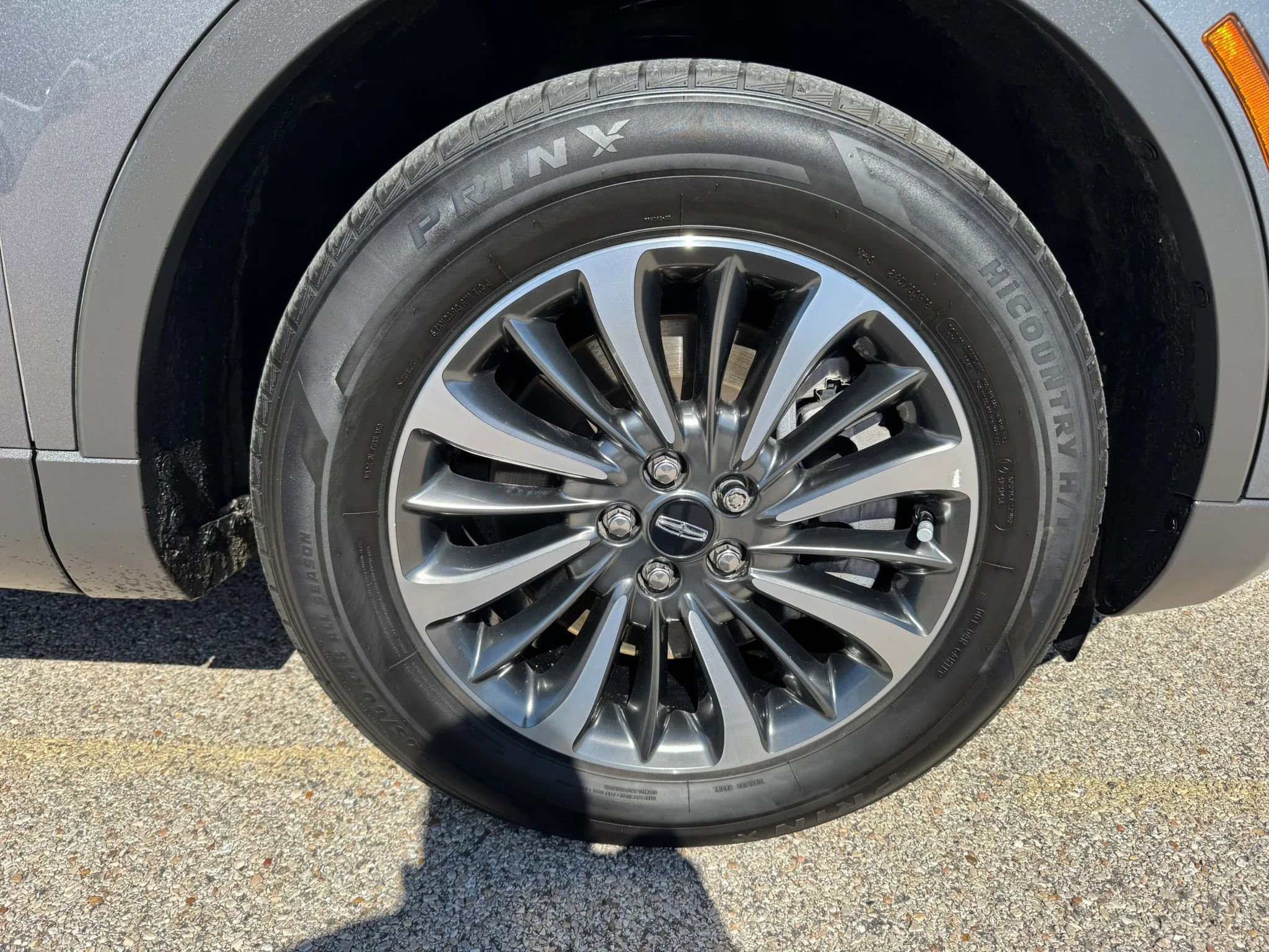 Used 2022 Lincoln Nautilus FWD w/ Premium Package image 14