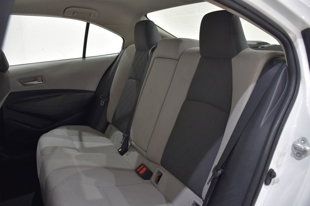 Used 2020 Toyota Corolla LE FWD image 23