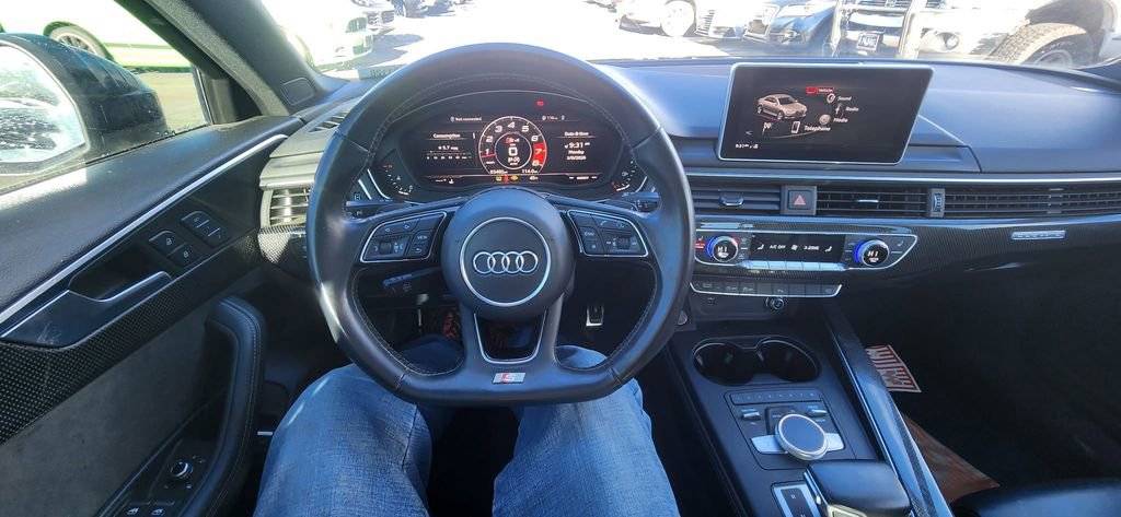 Used 2019 Audi S4 Premium Plus w/ Premium Plus Package image 4