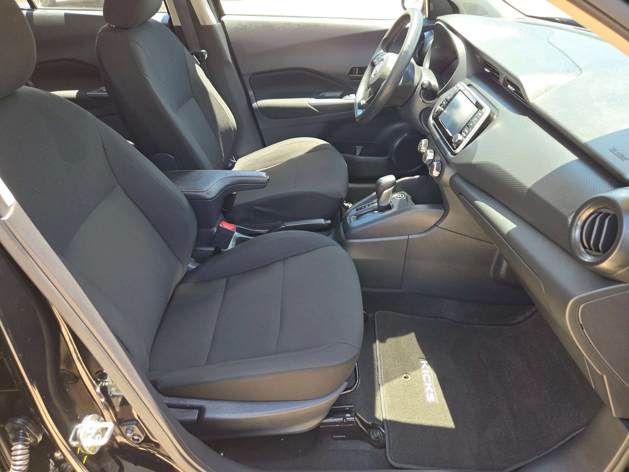 Used 2025 Nissan Kicks Play S FWD image 27