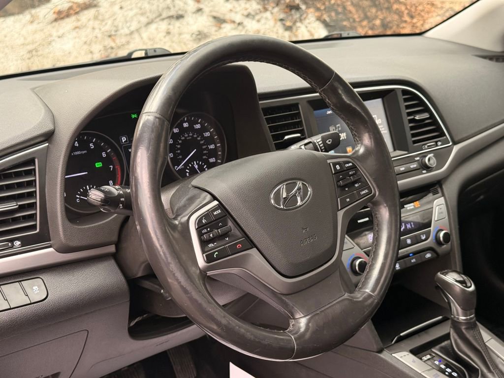 Used 2018 Hyundai Elantra Value Edition FWD image 26