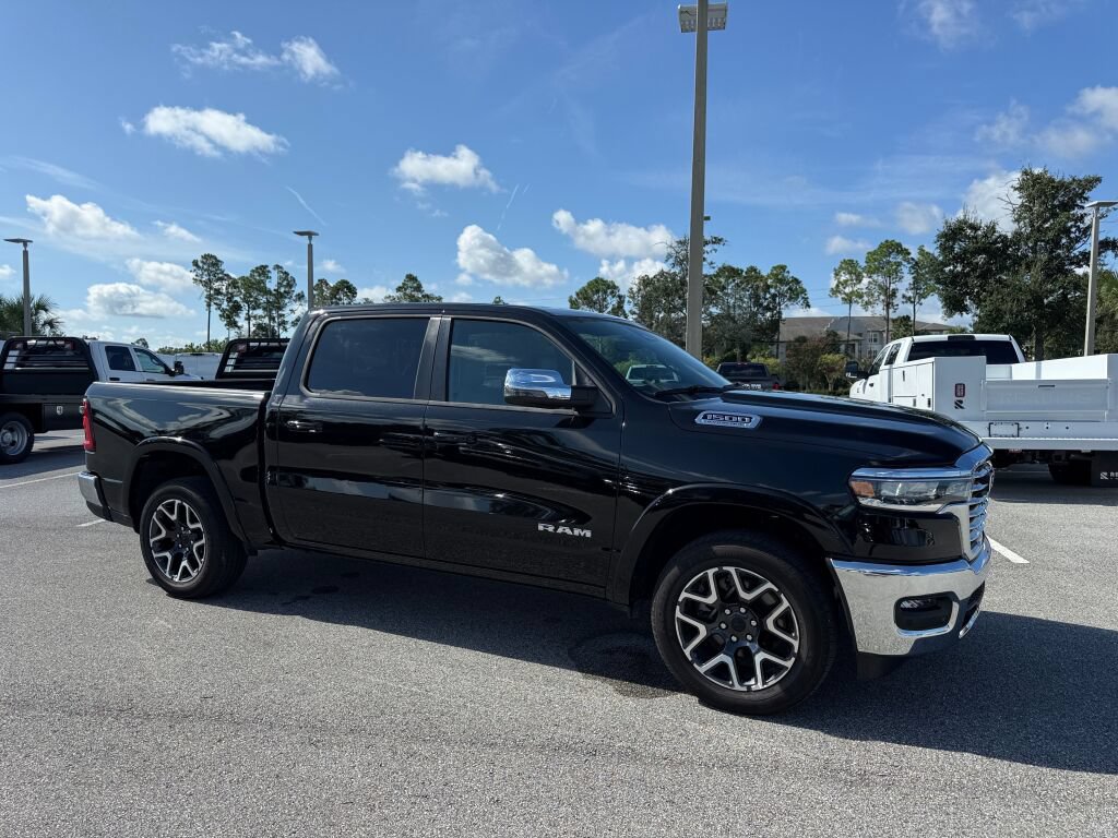 Used 2026 RAM 1500 Laramie AWD/4WD image 1