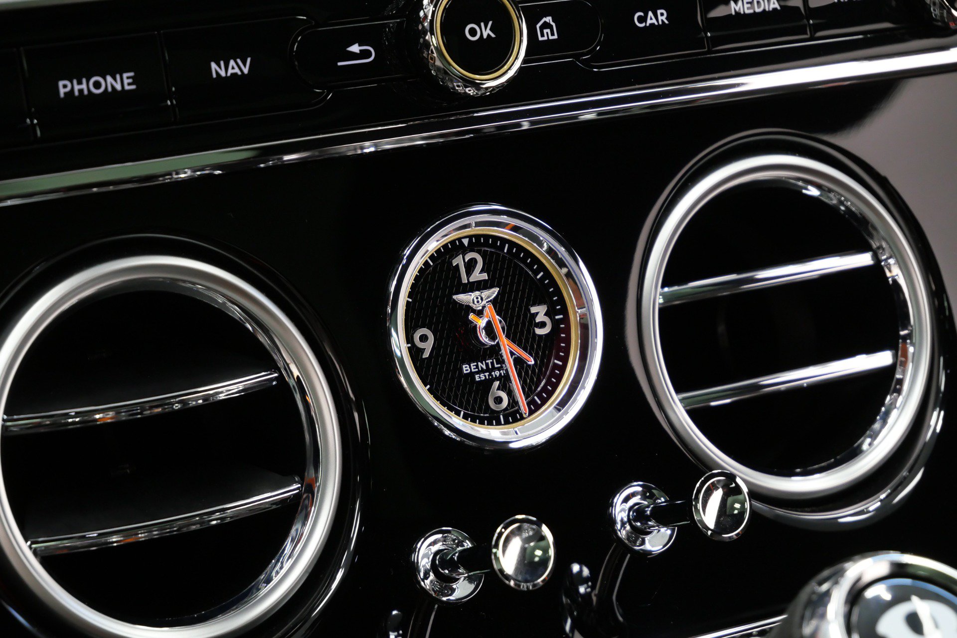 Used 2025 Bentley Continental GT Speed AWD/4WD image 28