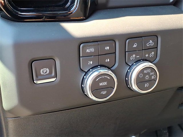 New 2026 GMC Sierra 2500 AT4 w/ AT4 Preferred Package image 23