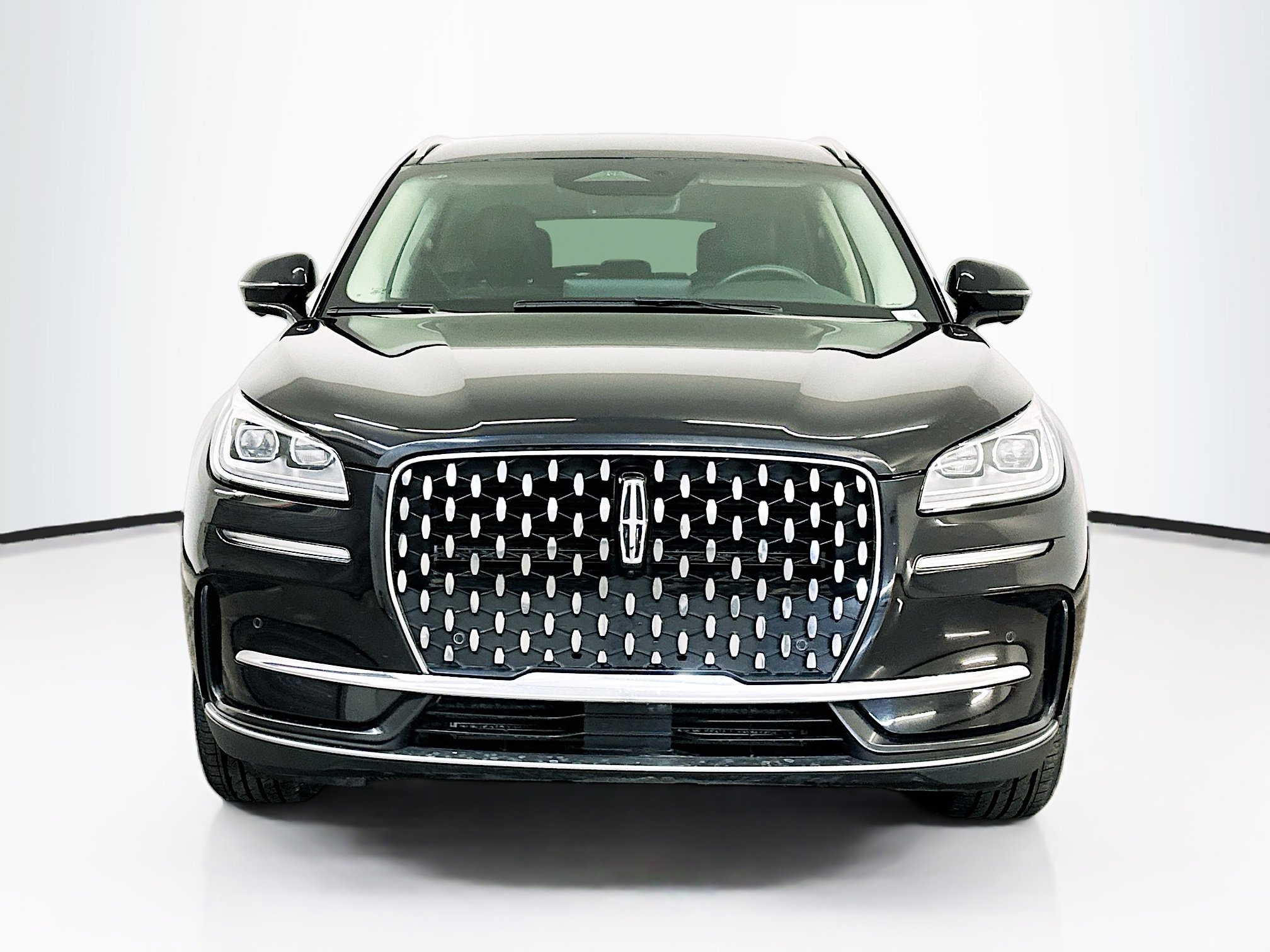 Used 2024 Lincoln Corsair Reserve w/ Equipment Group 201A image 2