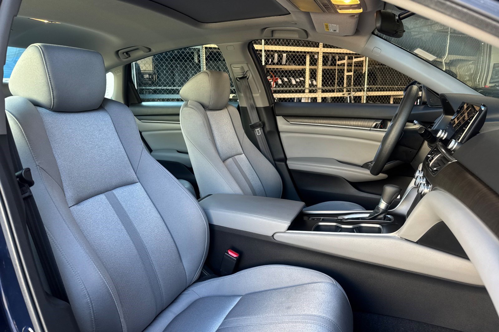 Used 2020 Honda Accord EX image 25