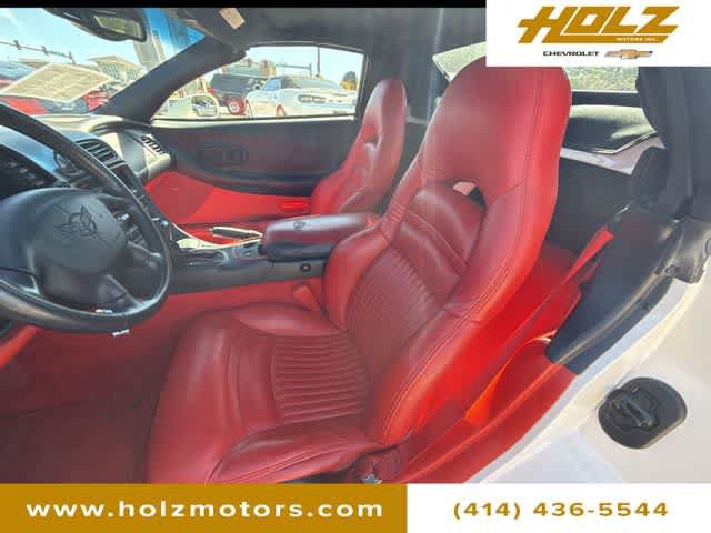 Used 2002 Chevrolet Corvette Convertible w/ Preferred Equipment Group2 RWD image 18