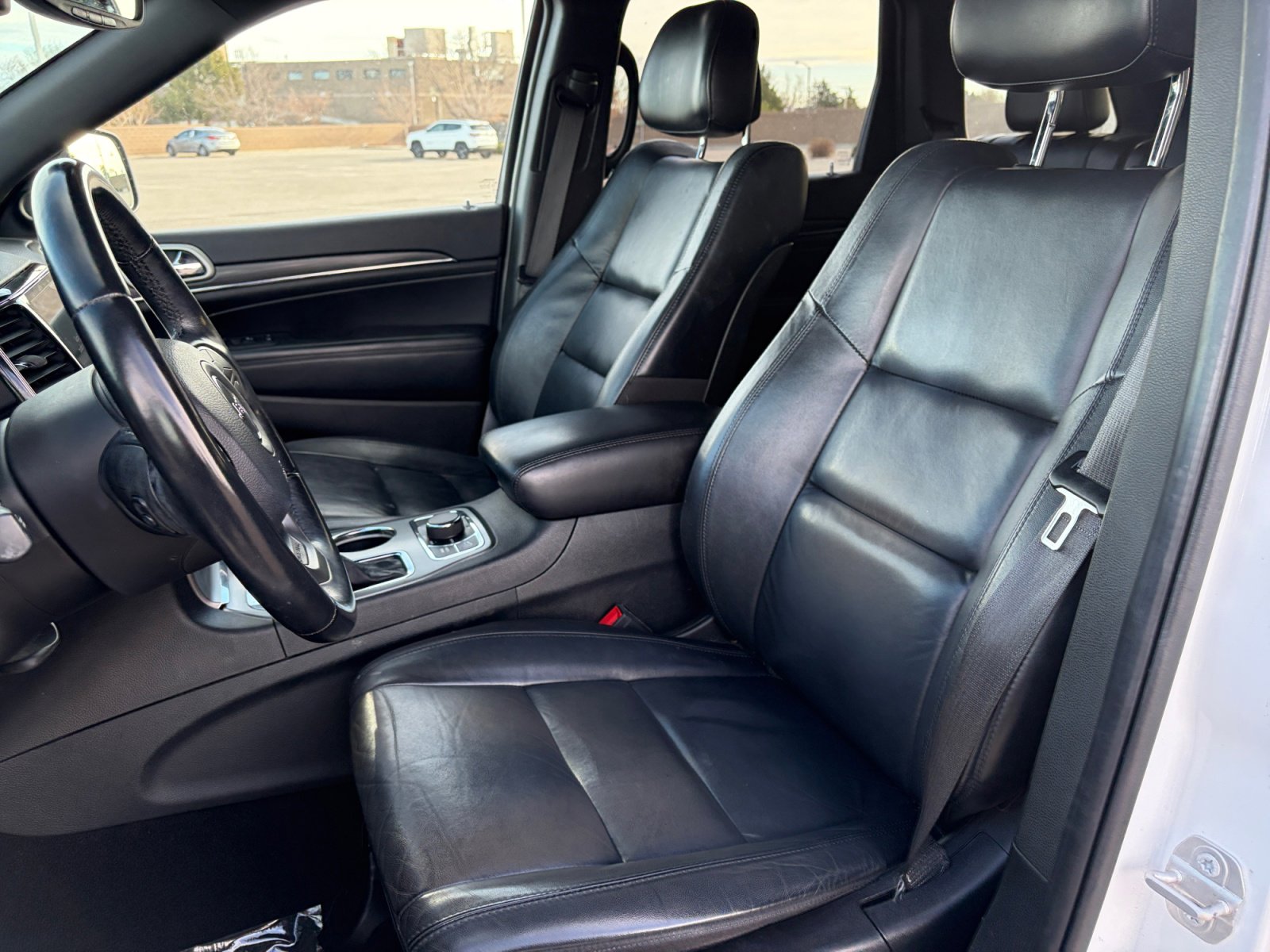 Used 2019 Jeep Grand Cherokee Limited image 14
