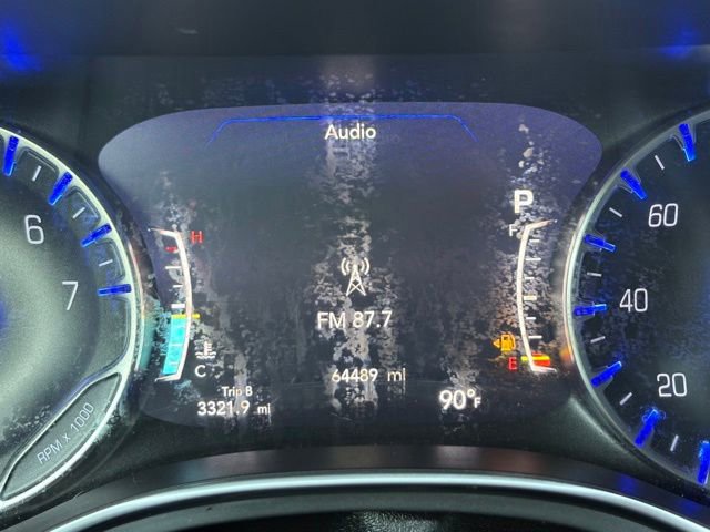 Used 2019 Chrysler Pacifica Touring Plus FWD image 16