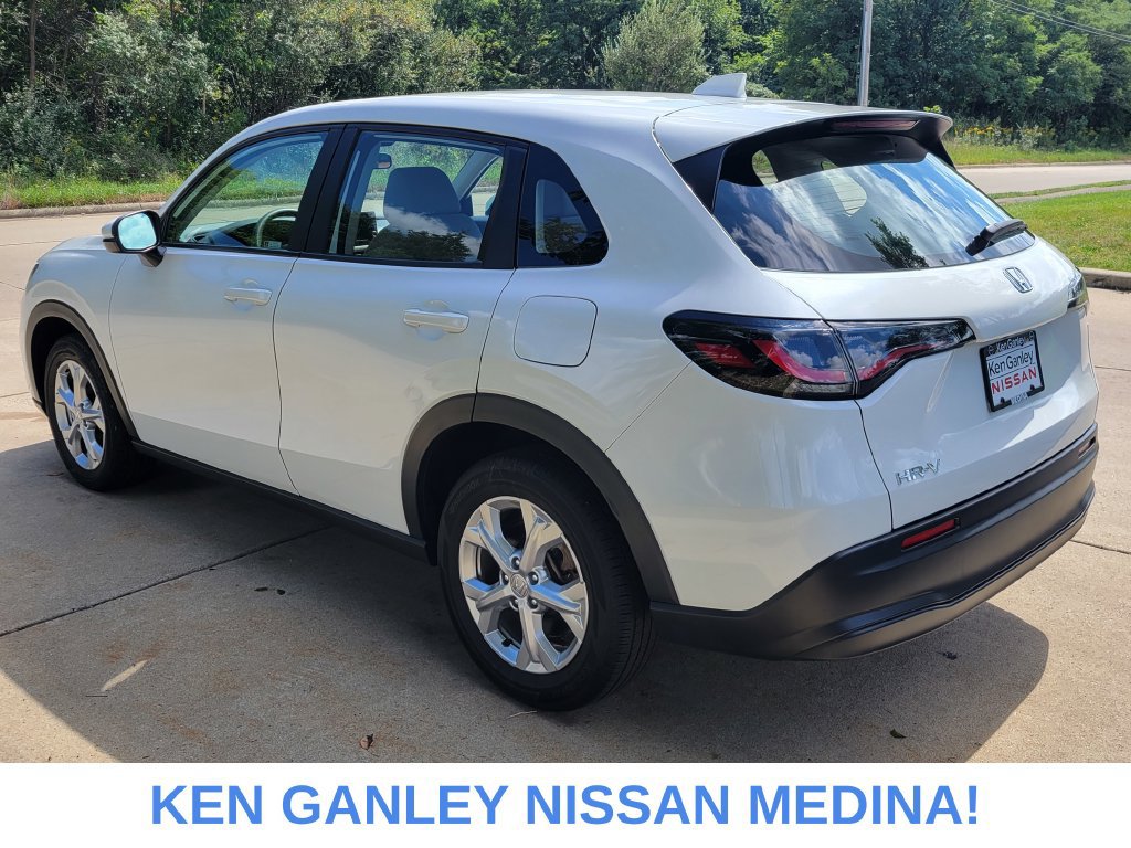 Used 2024 Honda HR-V LX image 5